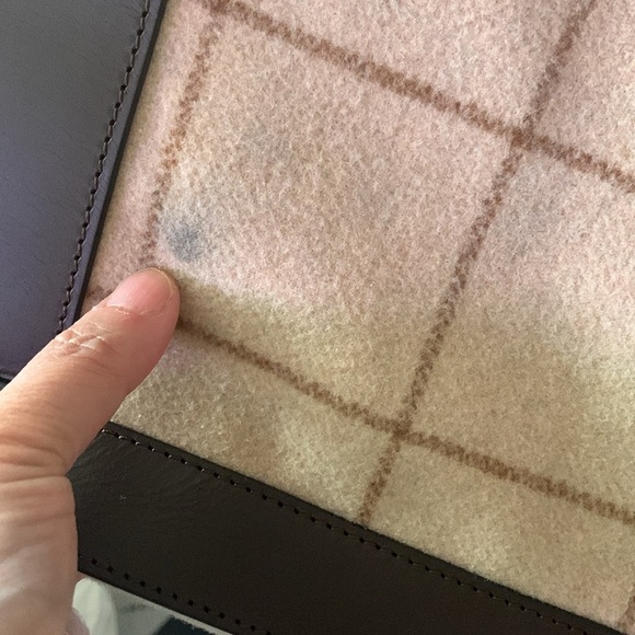 Preloved Window Pane Wool Overnighter Duffle/Tote Plaid Bag by Mark & Graham - Picture 4 of 12